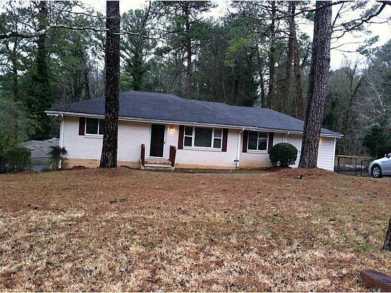 1896 Donna Pl., Decatur, GA 30032
