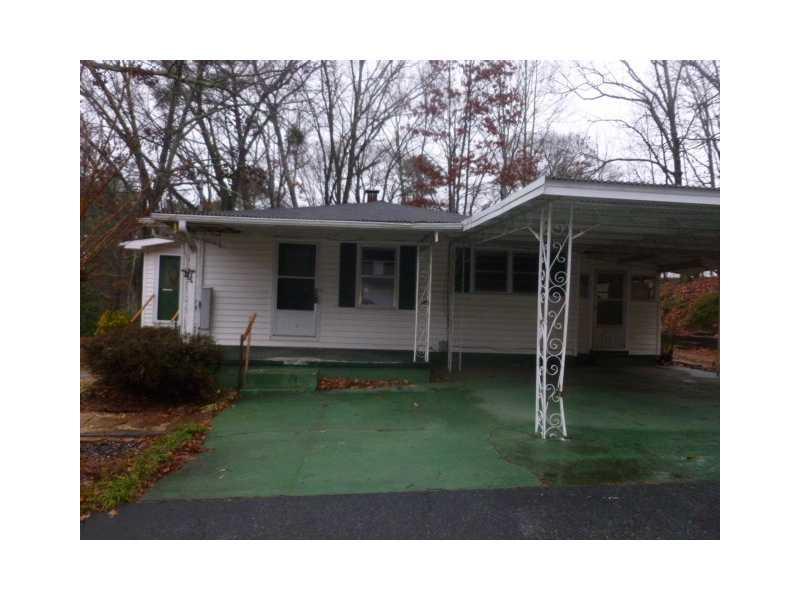 2410 Punch Hammond Rd., Cumming, GA 30040