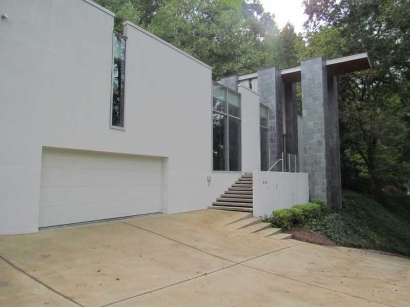 545 Mountain Way, Atlanta, GA 30342