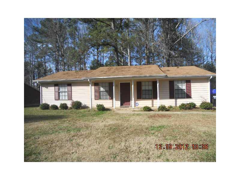 872 Tall Deer Dr., Fairburn, GA 30213