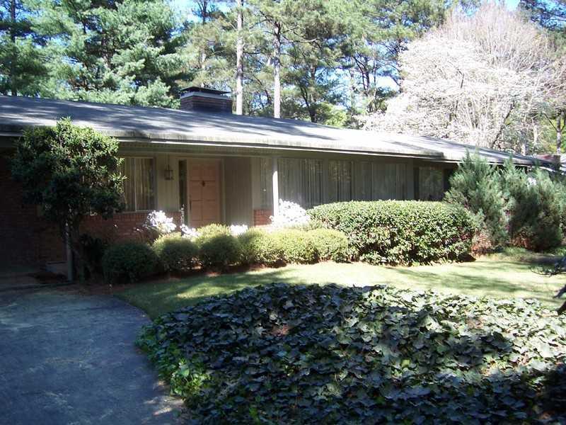 2254 Springwood Dr., Decatur, GA 30033