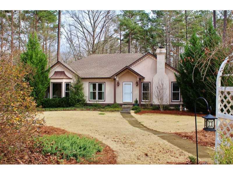 419 Wiscasset Ln., Dallas, GA 30157
