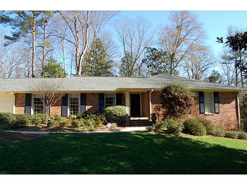 4795 Cherrywood Ln., Sandy Springs, GA 30342