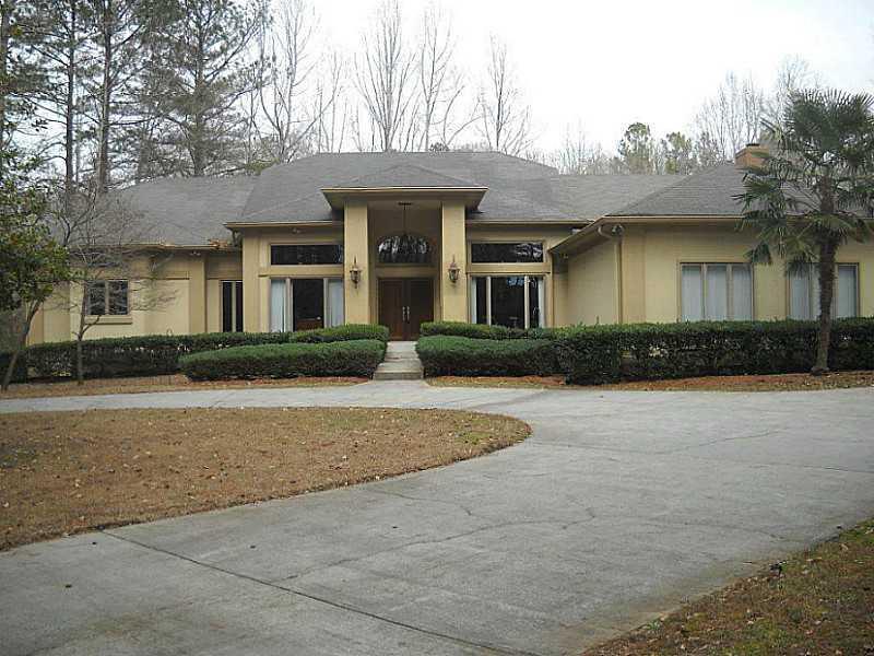 4448 Riverview Dr., Duluth, GA 30097