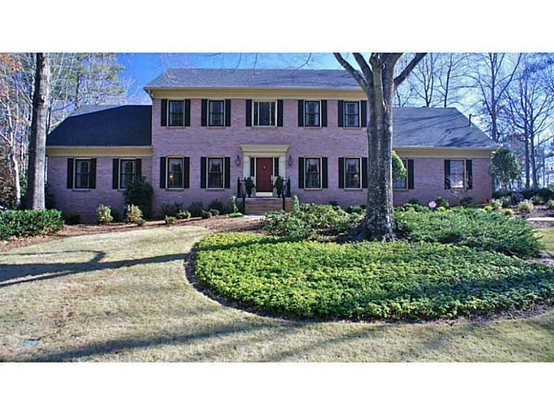 4871 Forestglade Cir., Stone Mountain, GA 30087