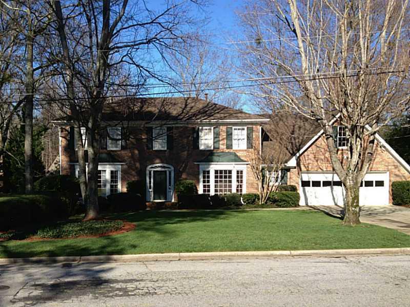 5408 Redfield Cir., Dunwoody, GA 30338