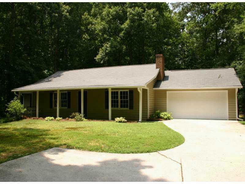 457 Teague Dr., Kennesaw, GA 30152