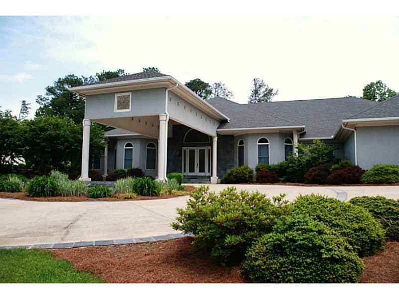 1030 Ven Villa Rd., Marietta, GA 30062