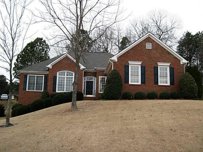 5492 Blue Cedar Dr., Sugar Hill, GA 30518