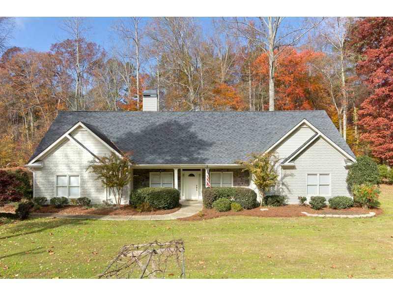 5369 Secretariat Ln., Sugar Hill, GA 30518