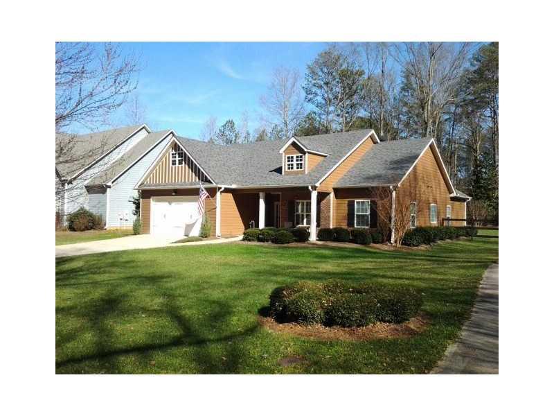 3769 Dillard St., Powder Springs, GA 30127