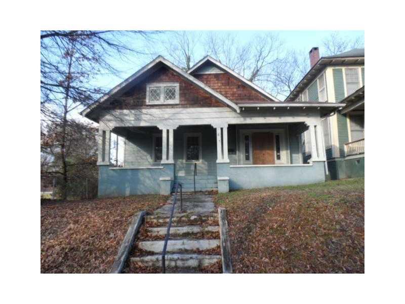 697 Lawton St., Atlanta, GA 30310