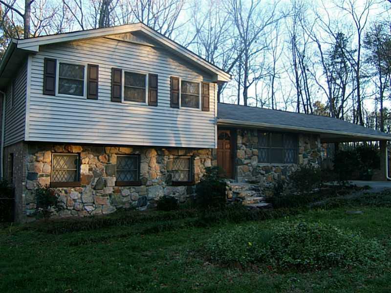 2115 Vine St., Snellville, GA 30078