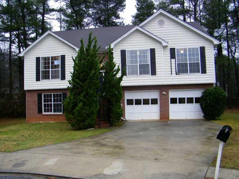 935 Burns Walk Ct., Lilburn, GA 30047