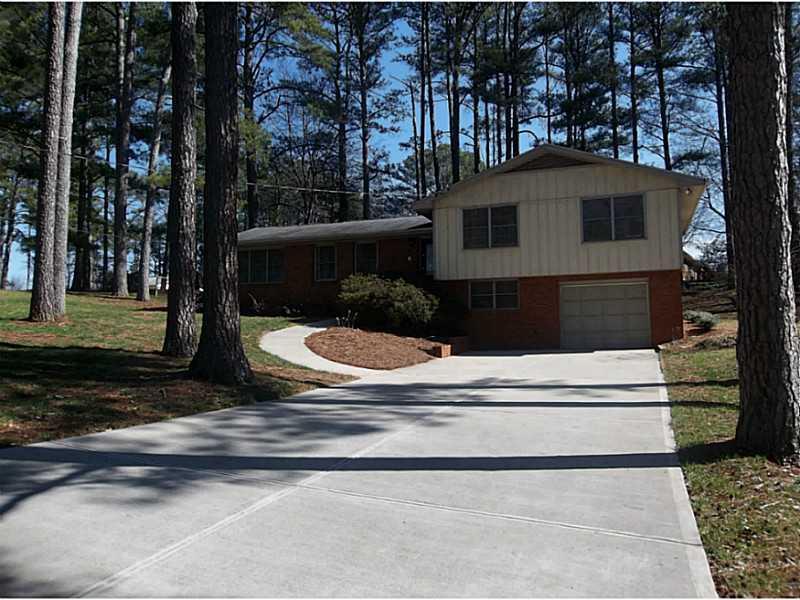 3393 Landrum Dr., Smyrna, GA 30082