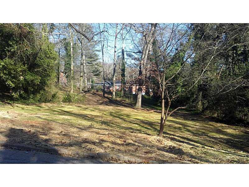 2684 Rockcliff Rd., Decatur, GA 30034