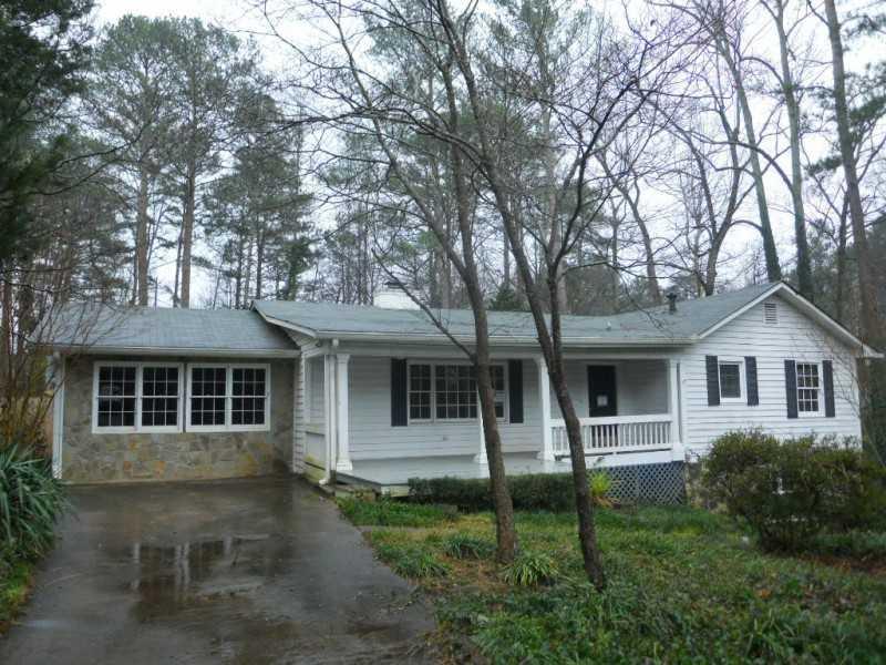 207 Wylie Ln., Woodstock, GA 30188