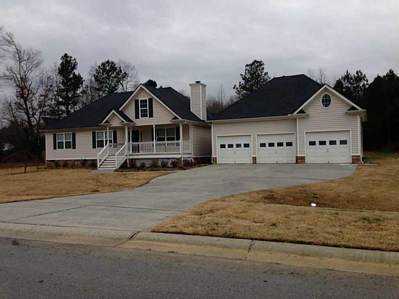 226 Kings Pointe Dr., Calhoun, GA 30701