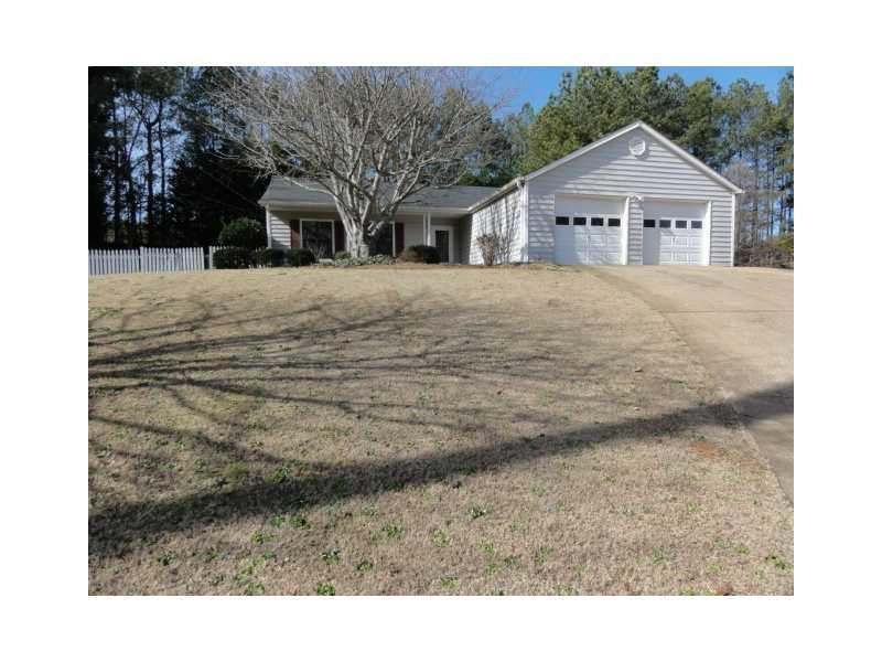 908 River Rock Dr., Woodstock, GA 30188