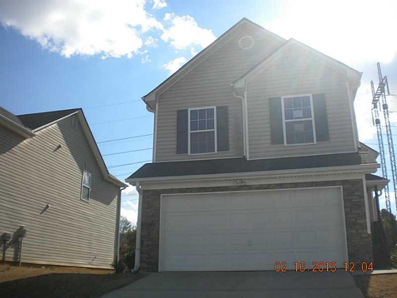 5731 Castlebrook Dr., Douglasville, GA 30134