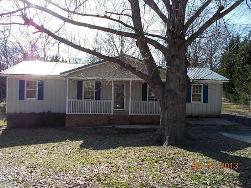 58 Pineridge Dr., Silver Creek, GA 30173