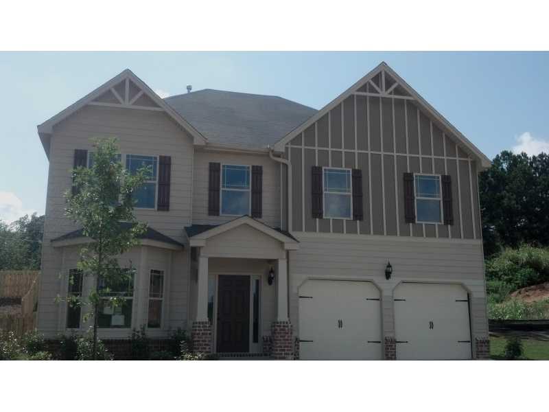 717 Effendi Pl., Fairburn, GA 30213