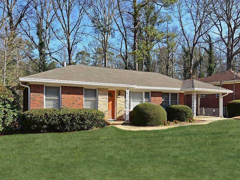 1272 Poplarcrest Cir., Atlanta, GA 30316