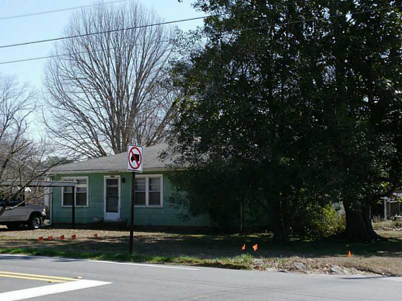 3891 Furr Ave., Powder Springs, GA 30127
