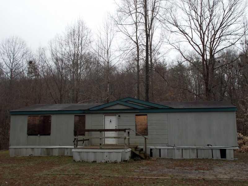 5892 Hubert Stephens Rd., Gainesville, GA 30506