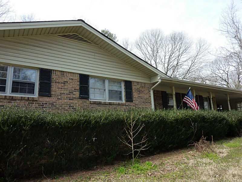 1357 Hickory Dr., Lilburn, GA 30047