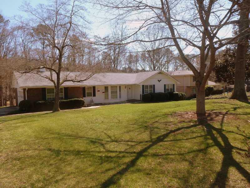 3215 Custer Lake Dr., Marietta, GA 30064