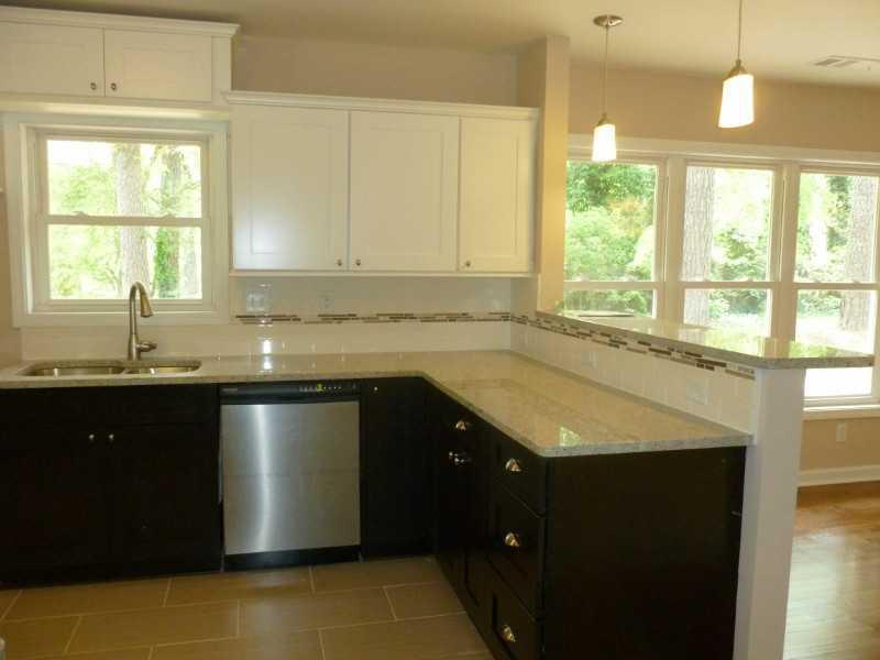 2743 Rockcliff Rd., Atlanta, GA 30316