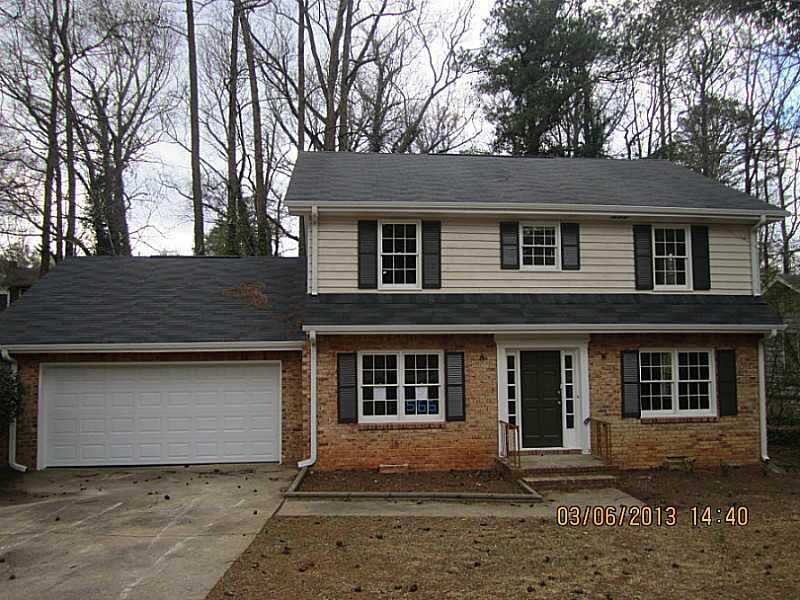 566 Ridge Ave., Stone Mountain, GA 30083