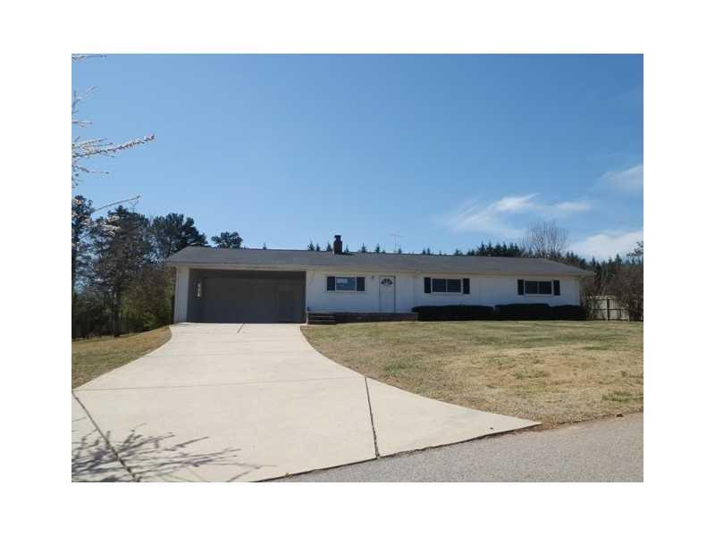 4549 Cash Dr., Flowery Branch, GA 30542