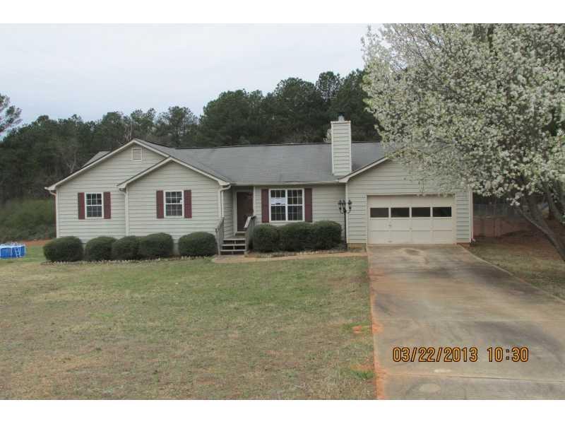 817 Park Lake Ct Nw, Monroe, GA 30656