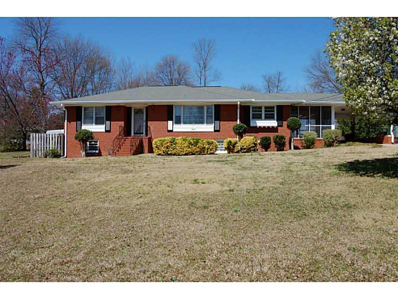 7045 Pinecrest Dr., Douglasville, GA 30134