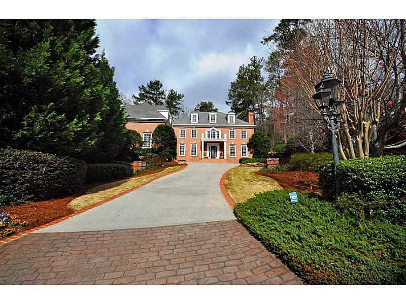 735 Brookwoods Trace, Atlanta, GA 30342