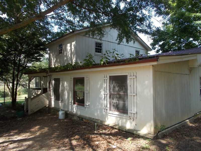 40 Starfire Ln., Cleveland, GA 30528