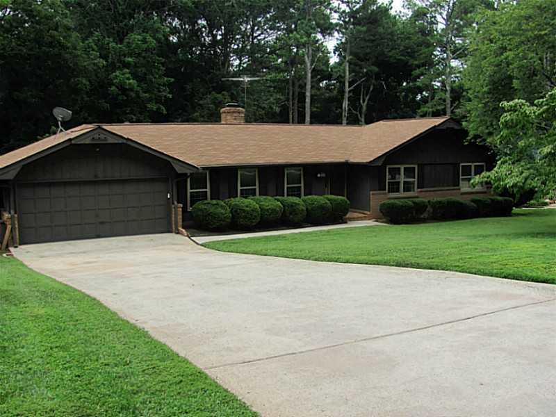3995 Donegal Ct., Tucker, GA 30084