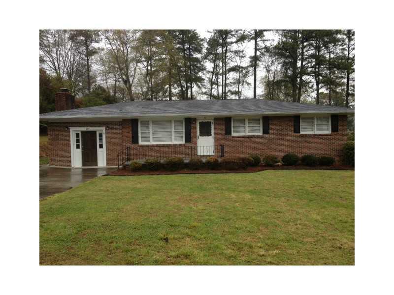 117 Hunt Dr., Calhoun, GA 30701