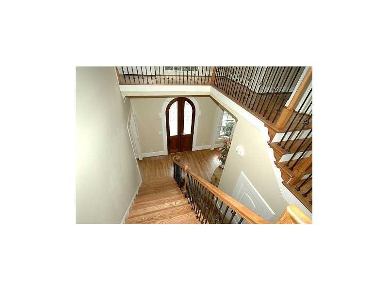 2690 Dellwood Dr., Atlanta, GA 30305