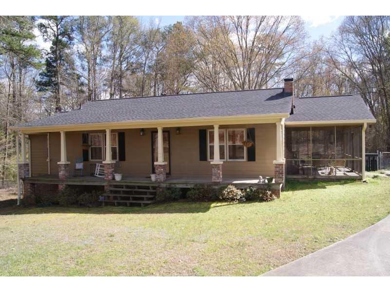 1719 Ridgedale Dr., Snellville, GA 30078