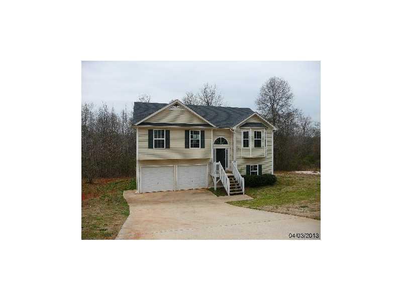 236 Twin Oaks Ln., Dallas, GA 30157