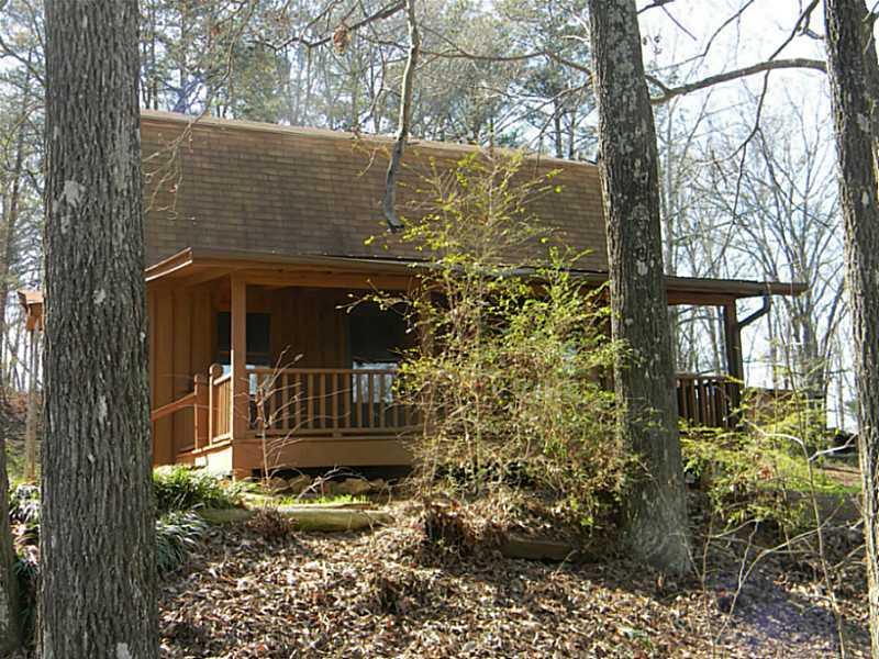 445 Leek Rd., Adairsville, GA 30103