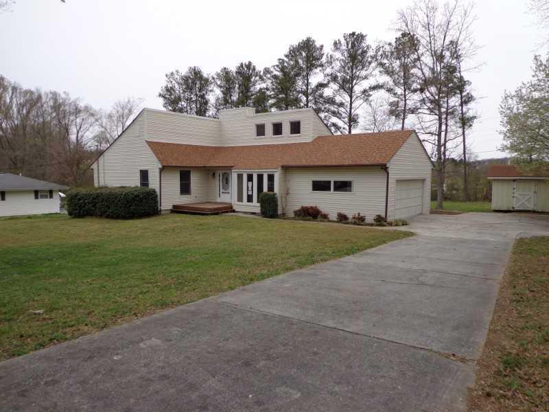 121 Versallies Dr., Calhoun, GA 30701