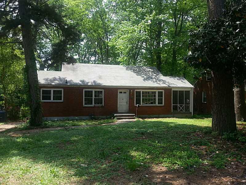869 Shadowridge Dr., Atlanta, GA 30316