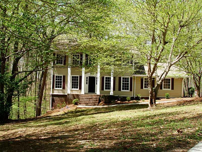 3734 Leisure Ct., Buford, GA 30519