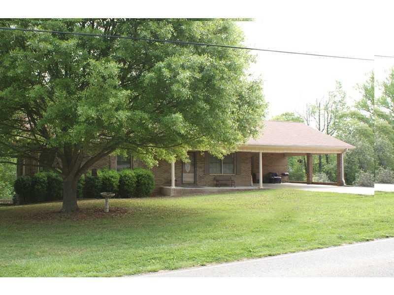 3624 Whiting Rd., Gainesville, GA 30504