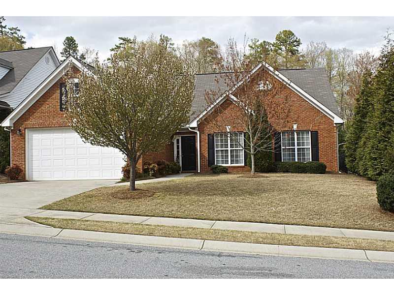 925 Brenau Point Dr., Gainesville, GA 30501