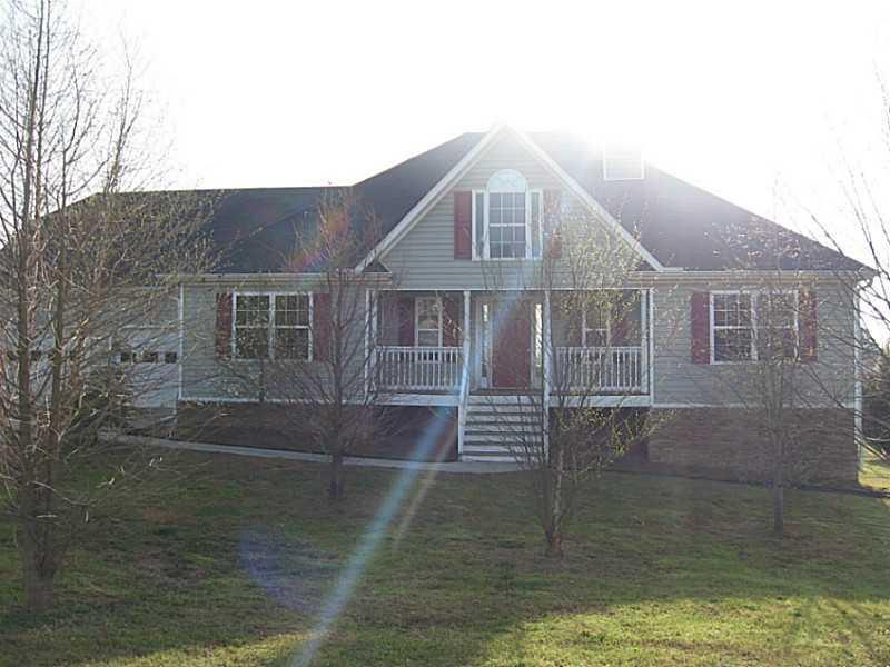 133 Kings Point Dr., Calhoun, GA 30701